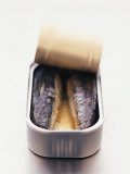 Sardines are high in polyunsaturated fats